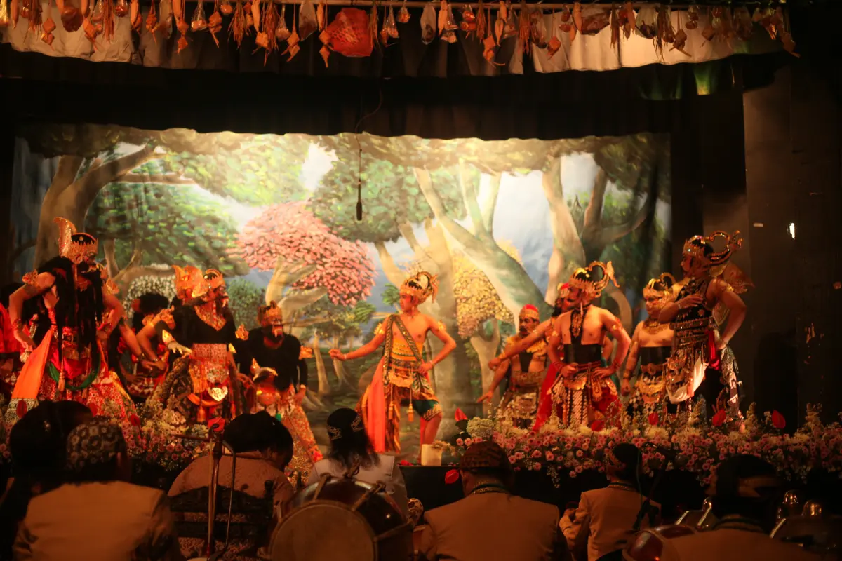 Sacred Wayang Performance